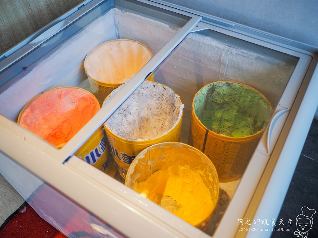【台中】鼎晶鐵板燒-台中麗寶店｜白飯湯品飲料冰淇淋無限量供應