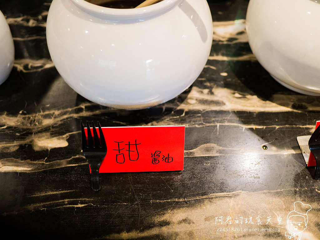 【台北】洋夫人壽喜燒、鍋物、牛排｜新開幕～排餐、火鍋肉盤買一送一