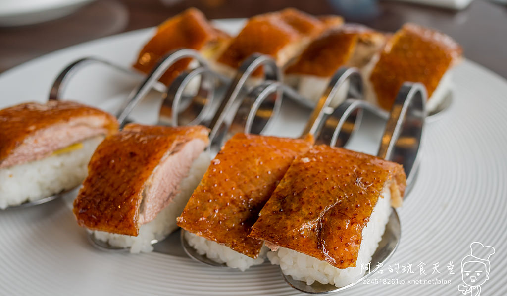 【宜蘭】礁溪櫻桃谷一鴨多吃　又酥又脆的烤鴨握壽司
