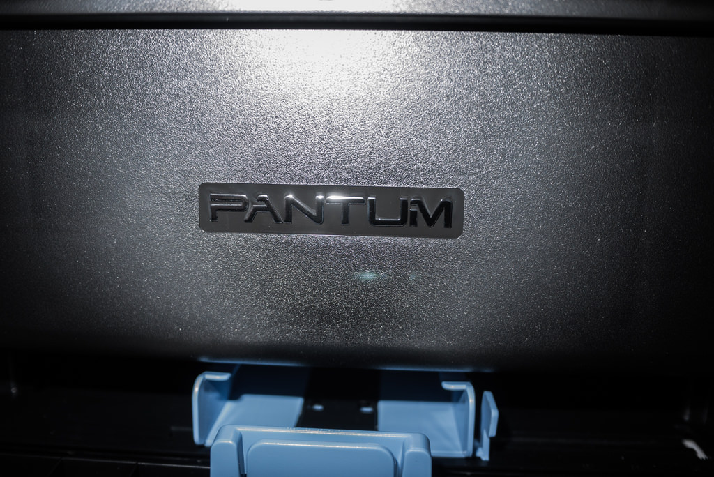 【開箱】奔圖 PANTUM P2500W無線wifi 黑白雷射印表機開箱