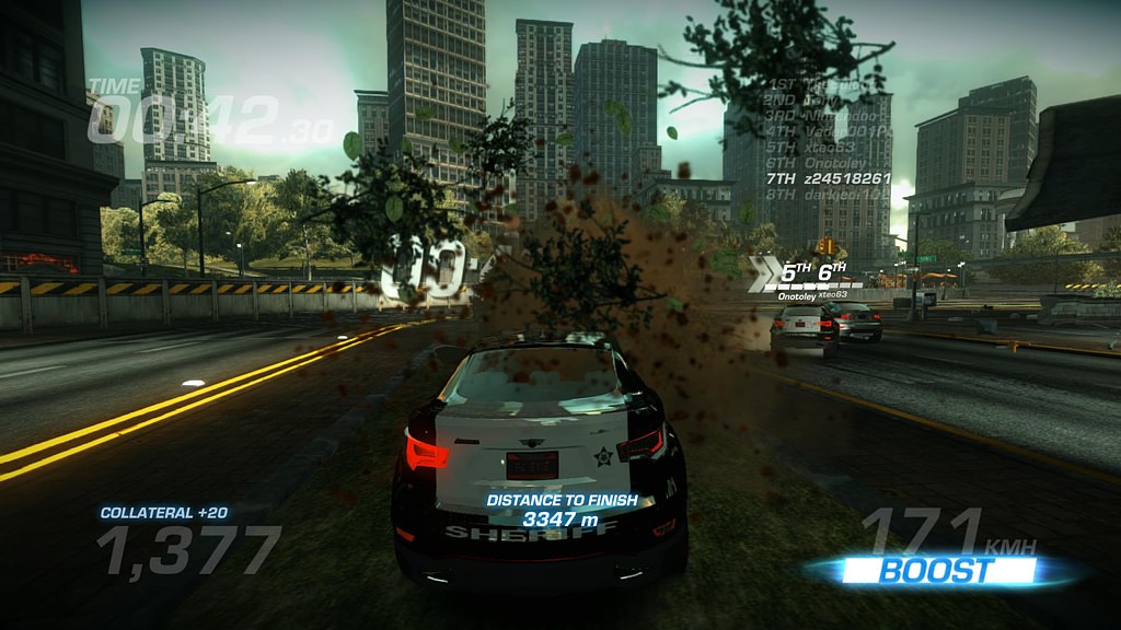 甩尾、衝撞、競速一次滿足《實感賽車：Driftopia》免費線上遊戲介紹！