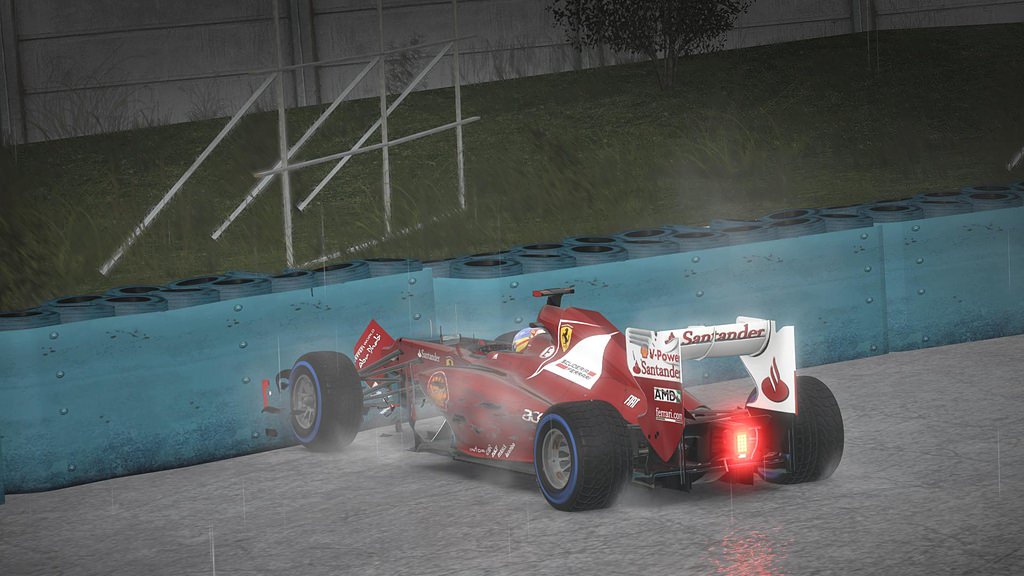 完美詮釋極速奔馳《F1 2012》