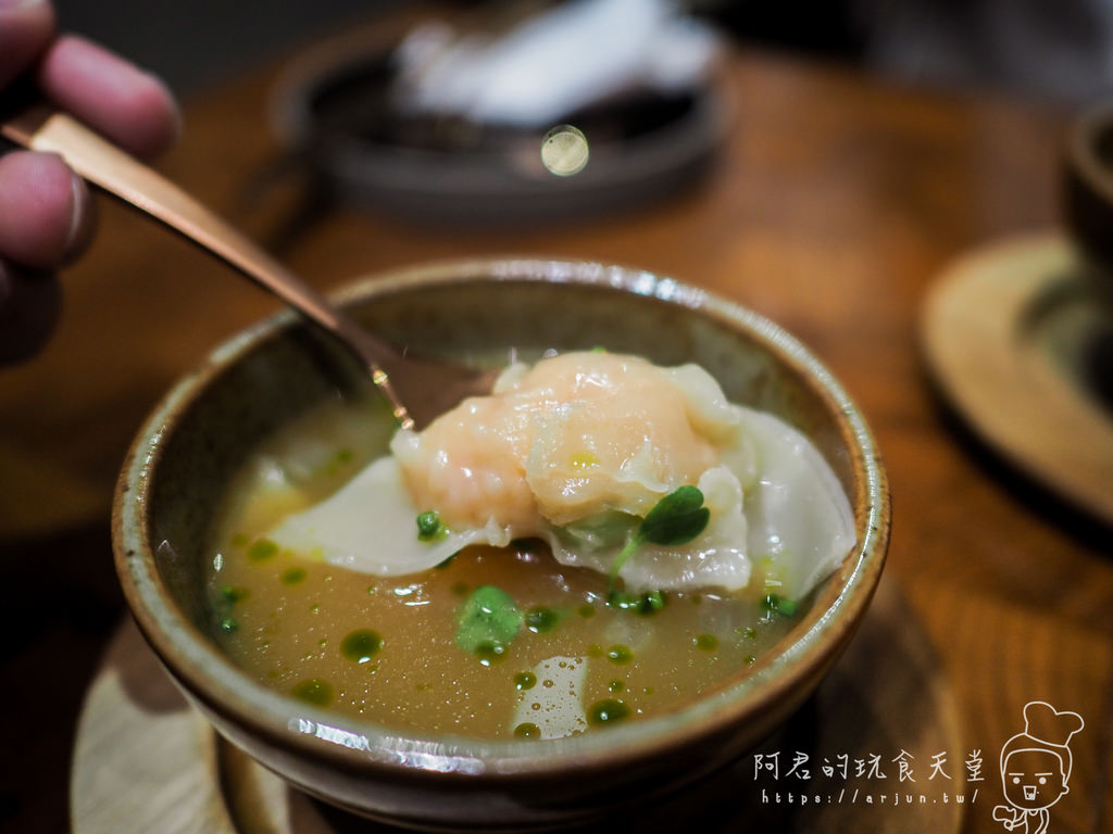 【台中】Return gourmet food 迴鮭｜以鮭魚為主的創意料理｜令人驚奇的巷弄美食