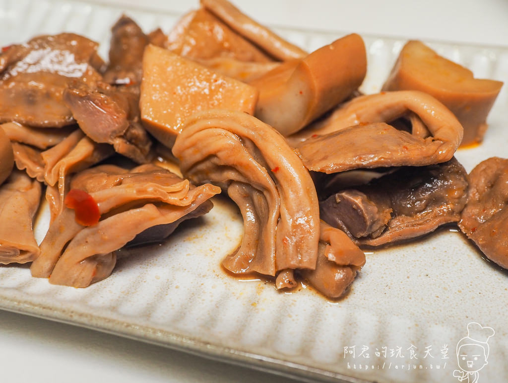 【台中】秘醬滷味逢甲店｜只要銅板價格就能吃到上海老滷攤的好味道