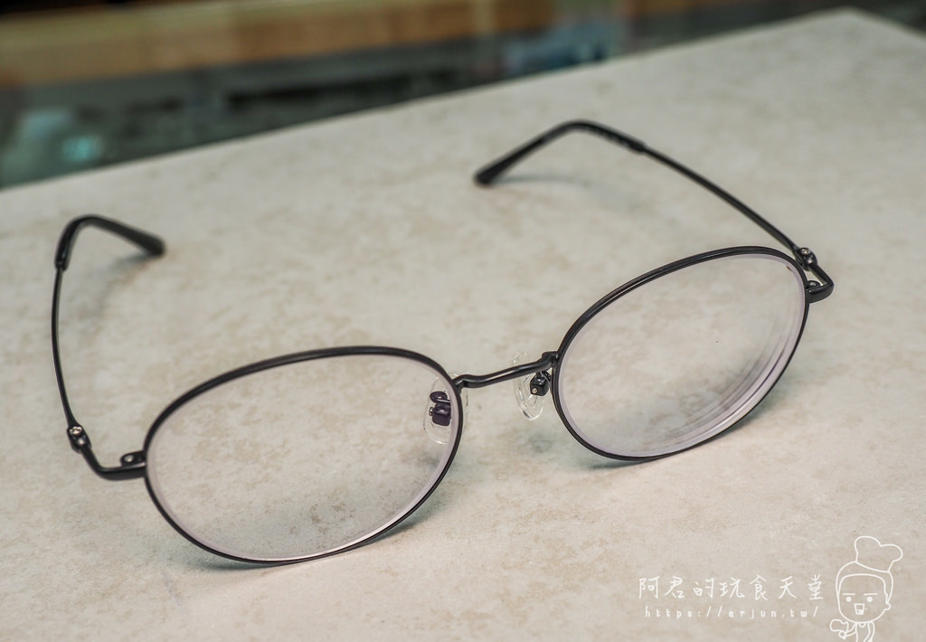 【中視眼鏡潭子店】潭子眼鏡行 - 首席驗光師 - 讓台灣首屆驗光師幫你配眼鏡