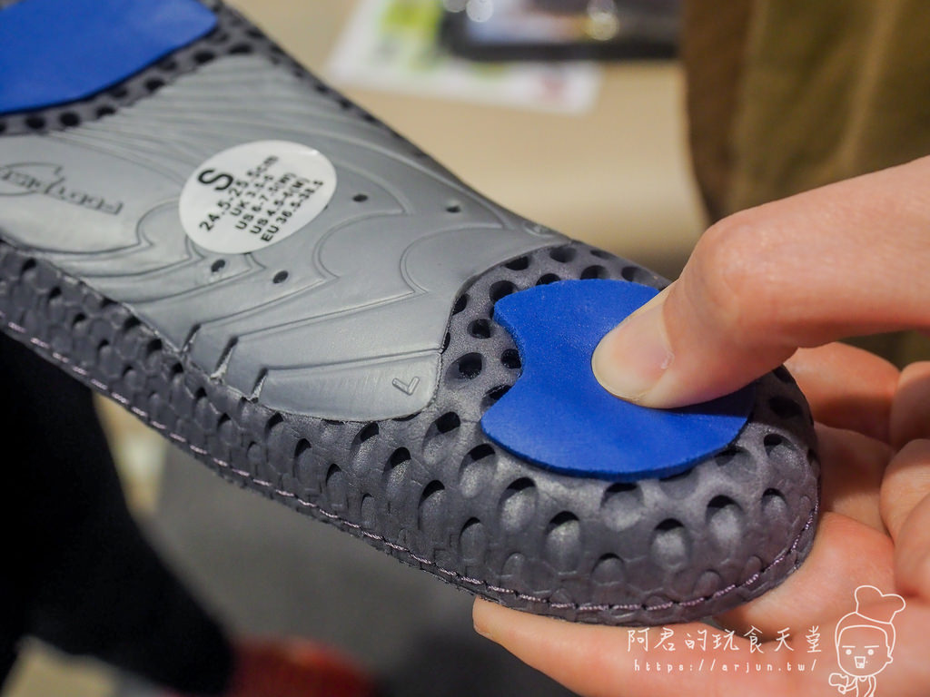 【心得】FOOTDISC富足康科技足墊 中友百貨｜鞋墊學問大，量身配置免換鞋也能解決一半足痛問題