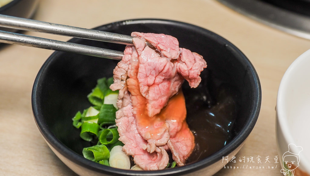 【台中】菜挫台南溫體牛涮涮鍋｜樸實新鮮，真材實料，就是最極致的好滋味