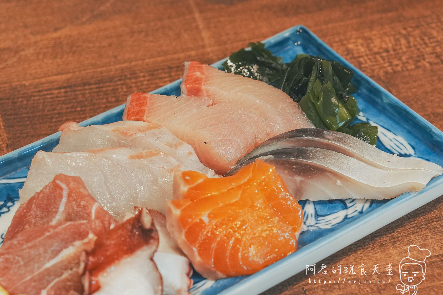 【日本】大阪 魚屋わらじ｜雖然中規中矩，但…生魚片居然有魚刺