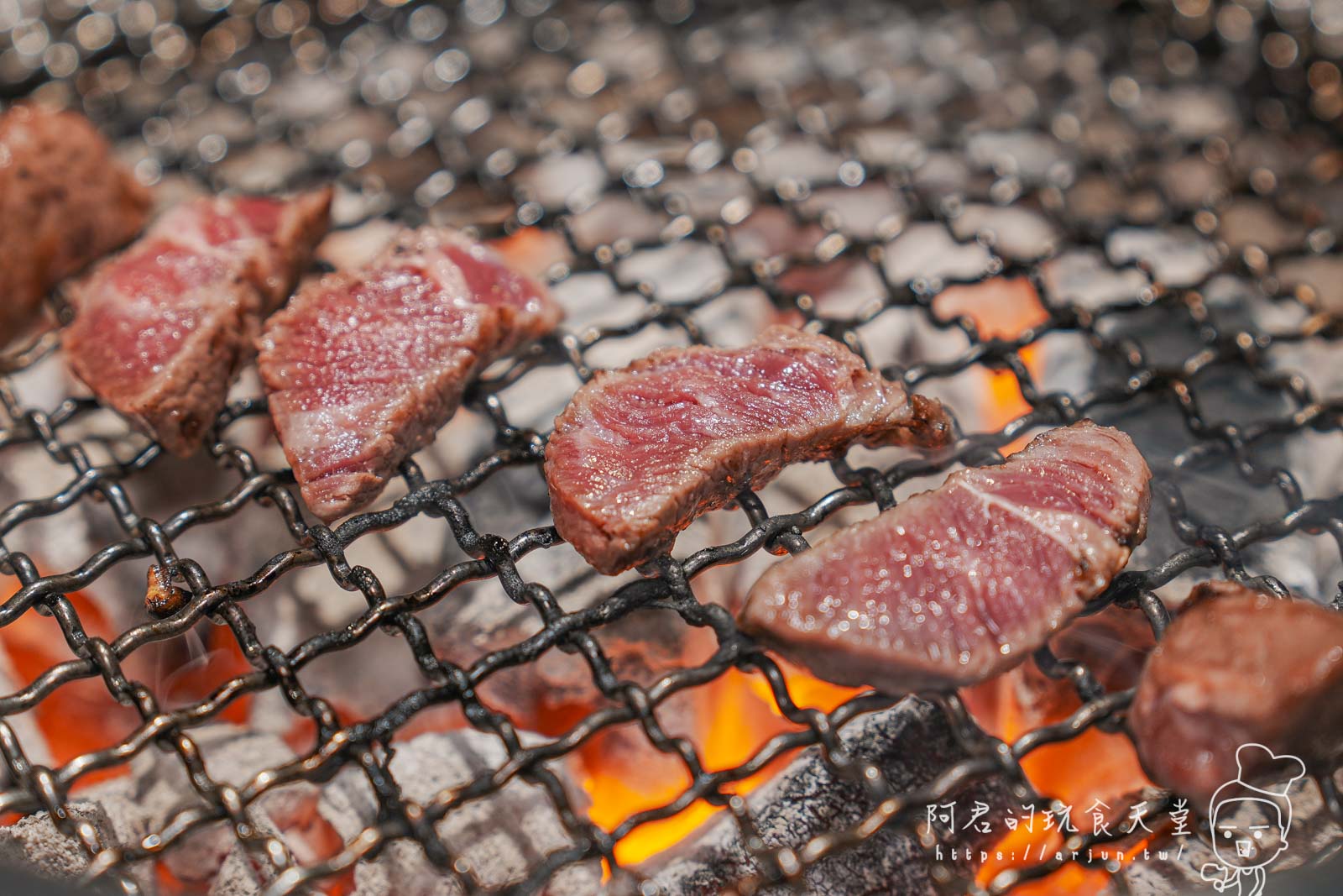 【台中】羊角炭火燒肉 吃到飽推薦｜869元起，就能爽吃超過80種以上食材｜價格、菜單